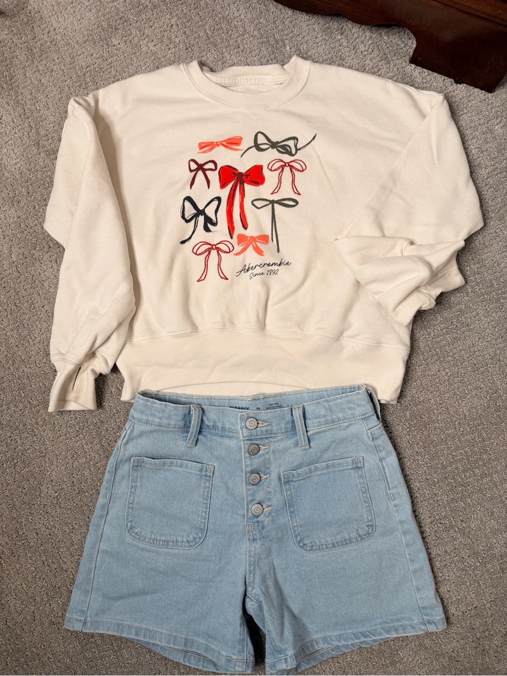 Cream Abercrombie & denim shorts for girls 13/14
